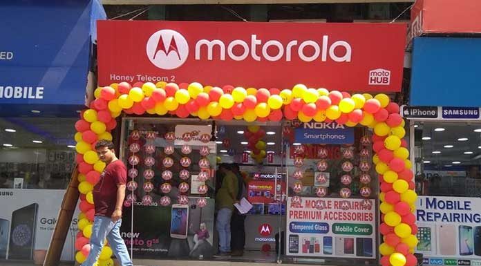 Motorola opens 50 new Moto Hub stores in western Uttar Pradesh