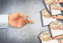 Data Privacy Will Define Future of Crowdfunding Trust in India Why Data Privacy Will Build More Trust in India’s Crowdfunding Ecosystem